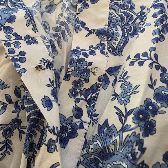 Floral Blue and White Women's Dress - Picture 5 of 8